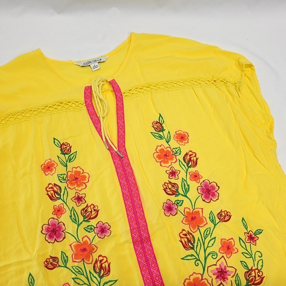 The‎ Pioneer Woman Blouse Women Large Yellow Floral Embroidered Peplum 9038703PW